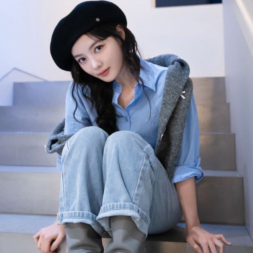 Recent activity shot of Kim Youjung