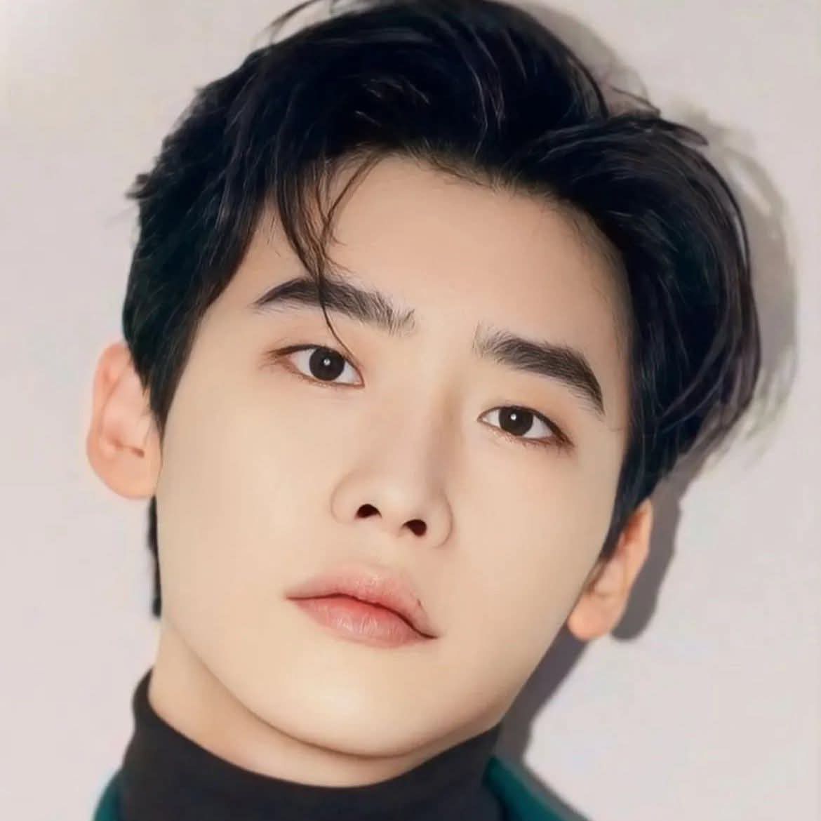 Behind-the-scenes cut of Lee Jongsuk