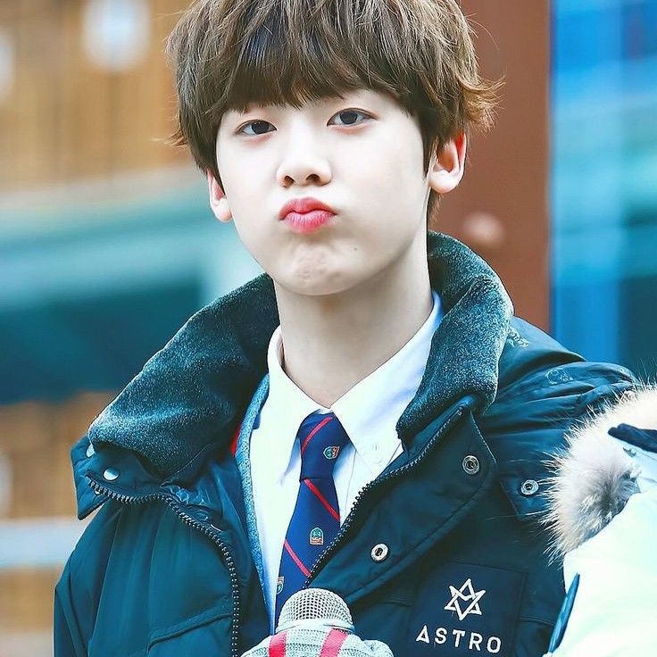 A moment captured by a fan of Yoon Sanha