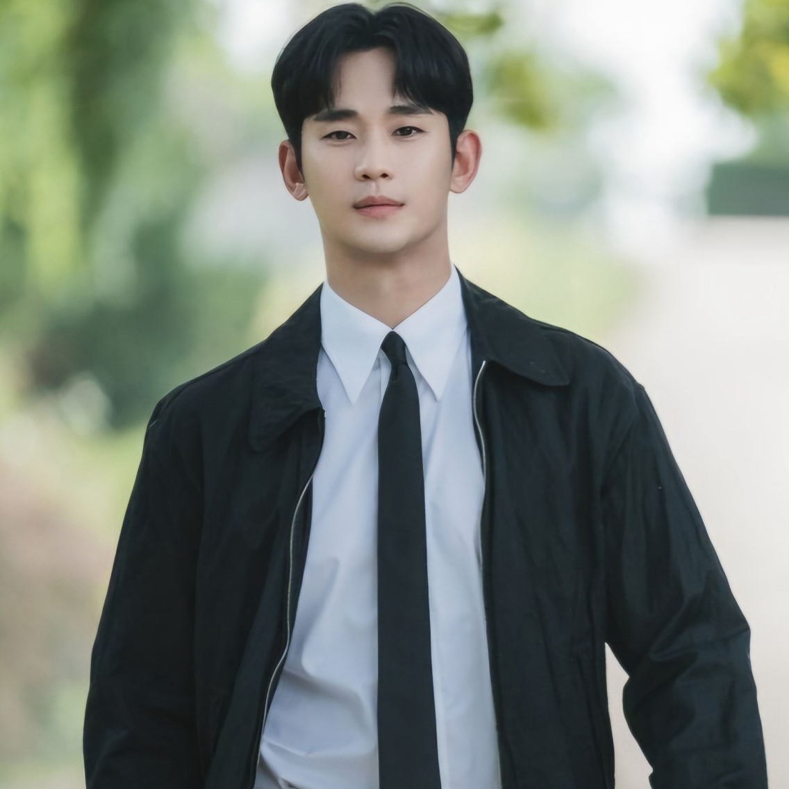 Recent activity shot of Kim Soohyun