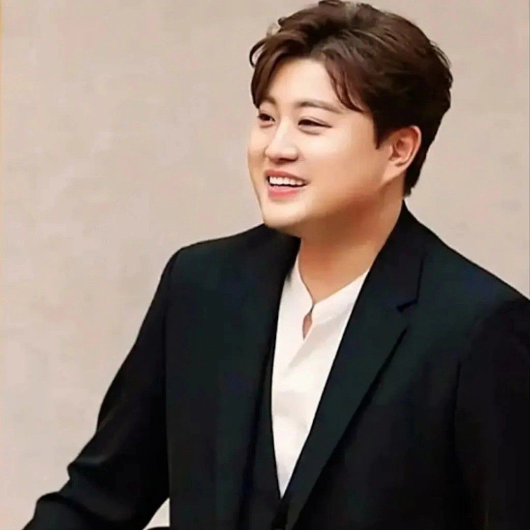 Recent activity shot of Kim Hojoong
