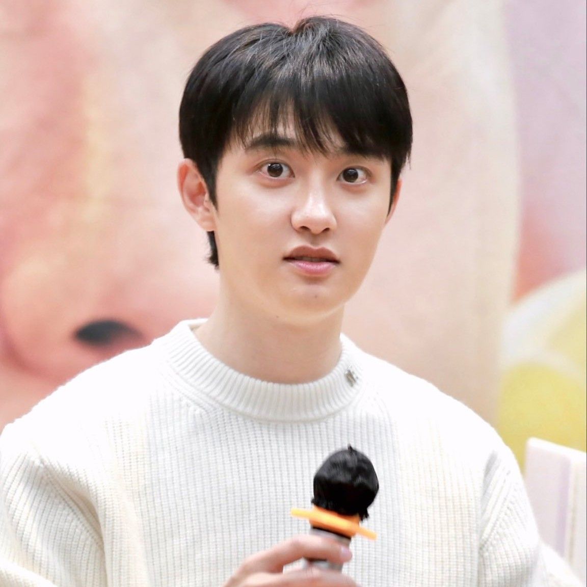 都暻秀 (D.O.)的最新照片