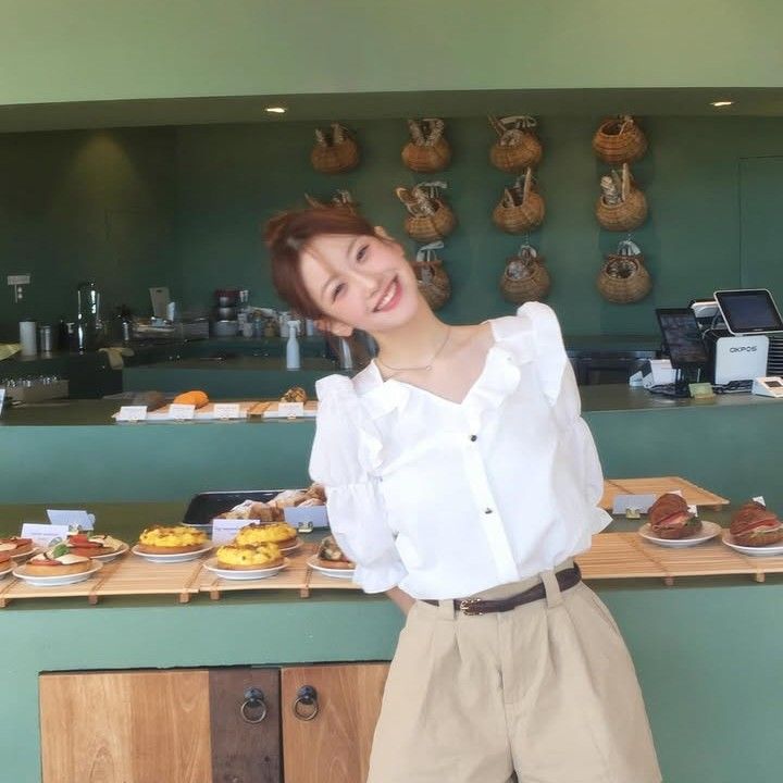 Behind-the-scenes cut of Oh Yujin