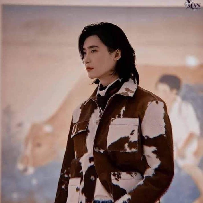 Latest photo of Lee Jongsuk