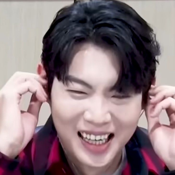 Latest photo of Son Taejin