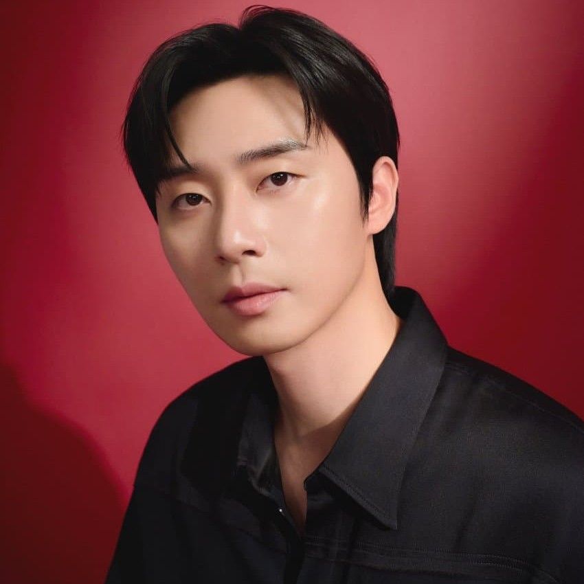 Behind-the-scenes cut of Park Seojoon