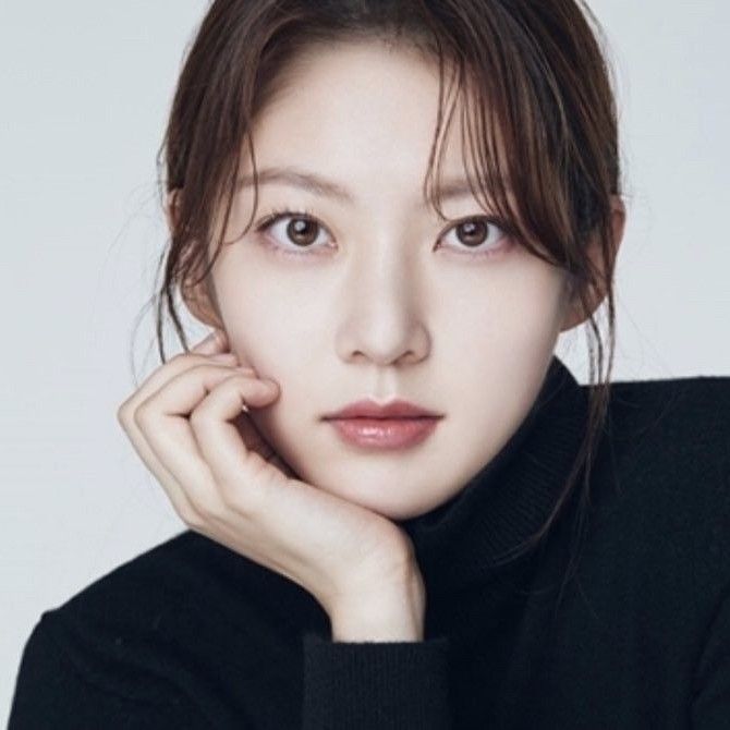 Behind-the-scenes cut of Gong Seungyeon