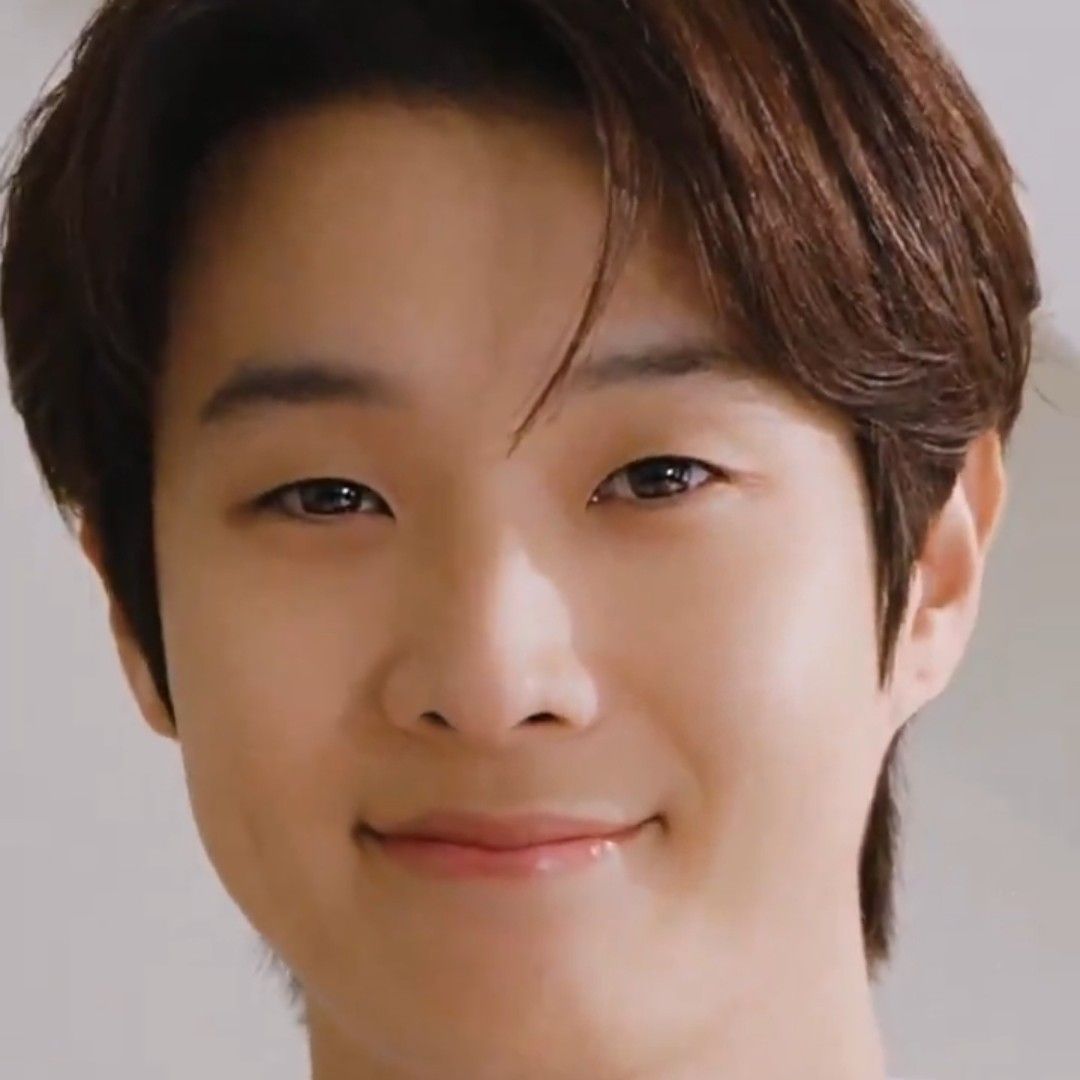 Recent activity shot of Choi Wooshik
