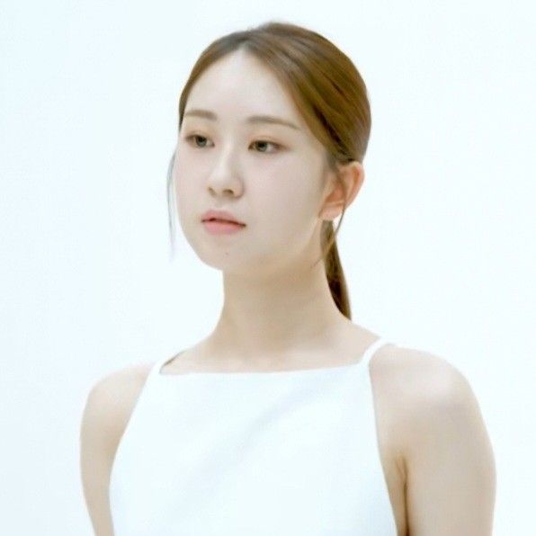 Foto kegiatan terbaru dari Jeon Yujin