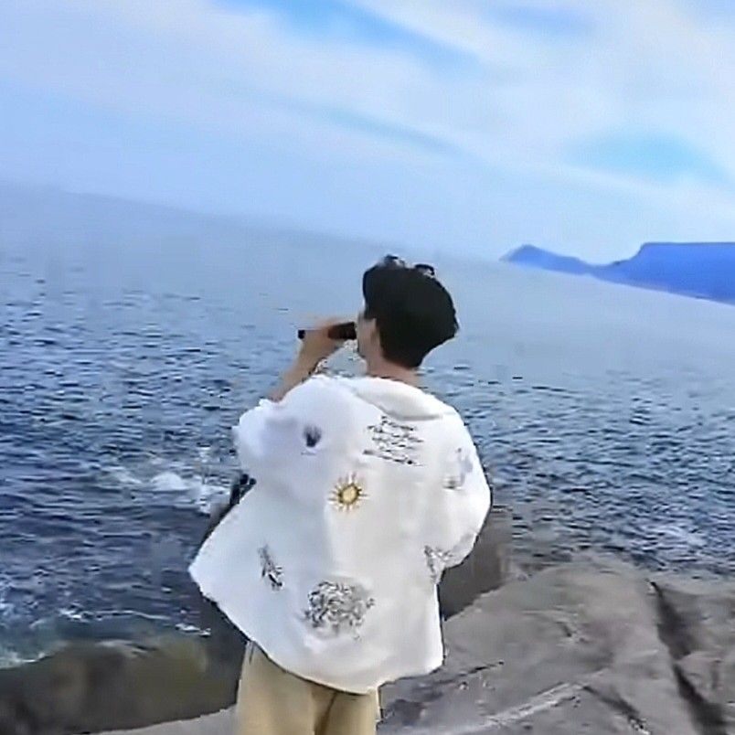 Recent activity shot of Lim Youngwoong