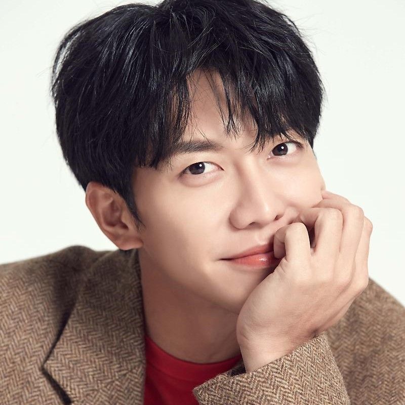 イ・スンギの最新写真