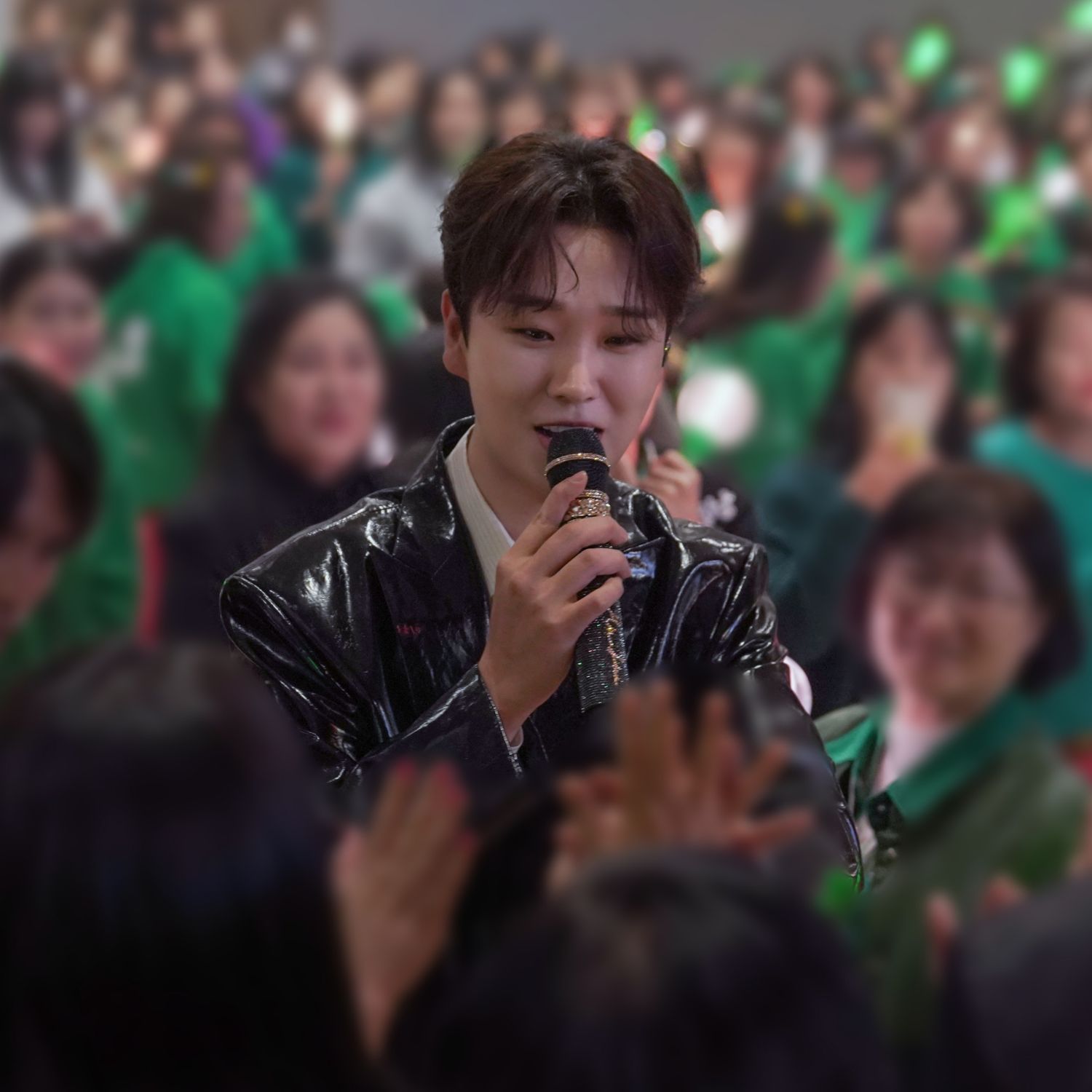 Song Minjun的幕後花絮