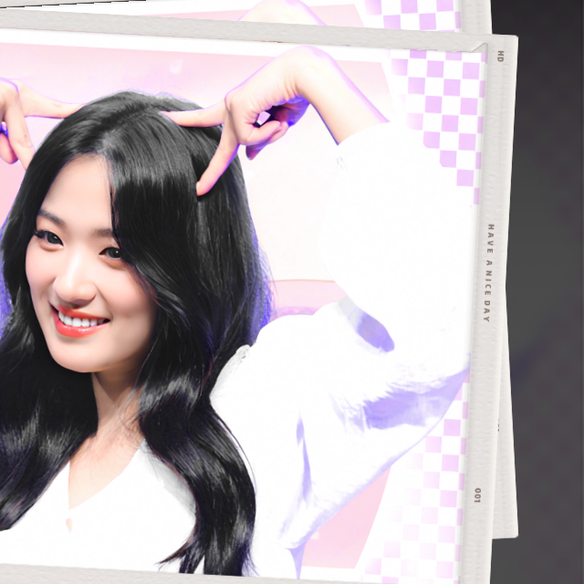 Behind-the-scenes cut of Kim Hyeyoon