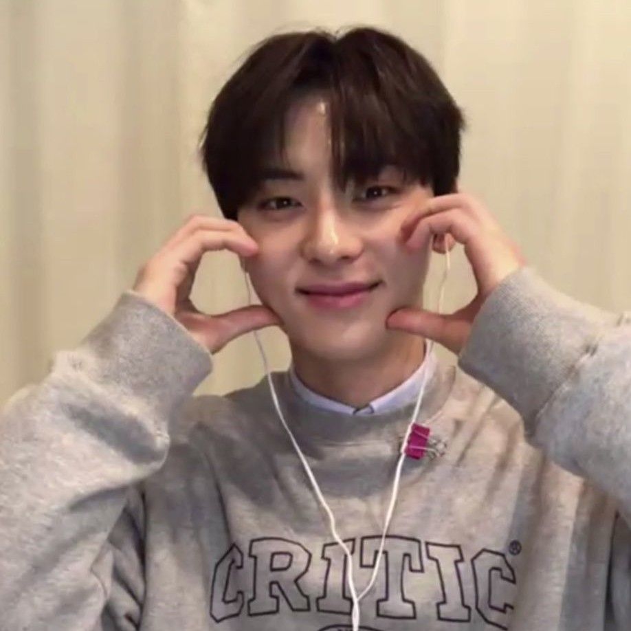 Latest photo of Hwang Minhyun