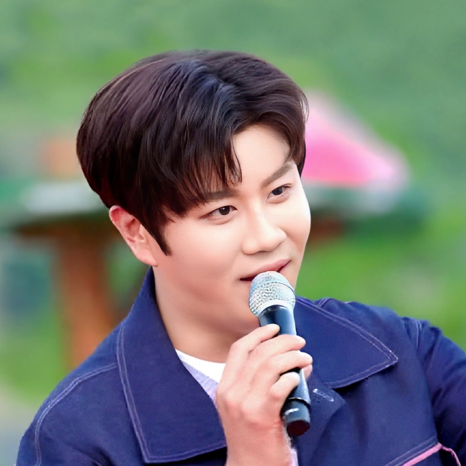 Behind-the-scenes cut of Jin Haesung