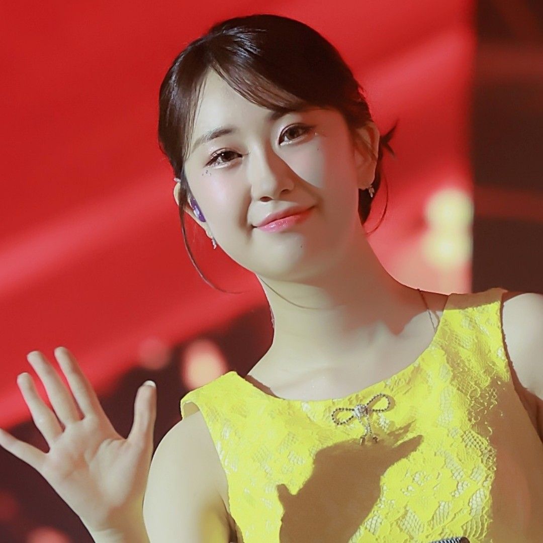 A moment captured by a fan of Jeon Yujin