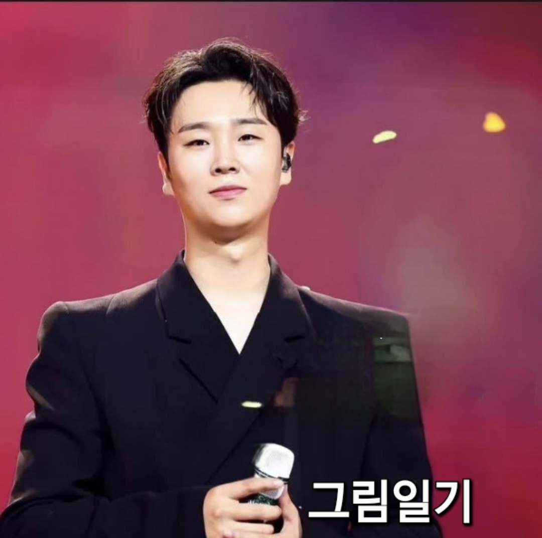 A moment captured by a fan of Song Minjun