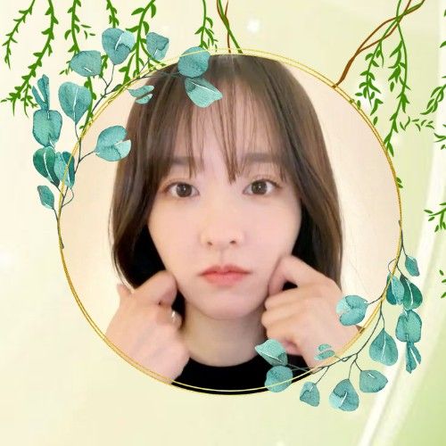 Behind-the-scenes cut of Park Boyoung