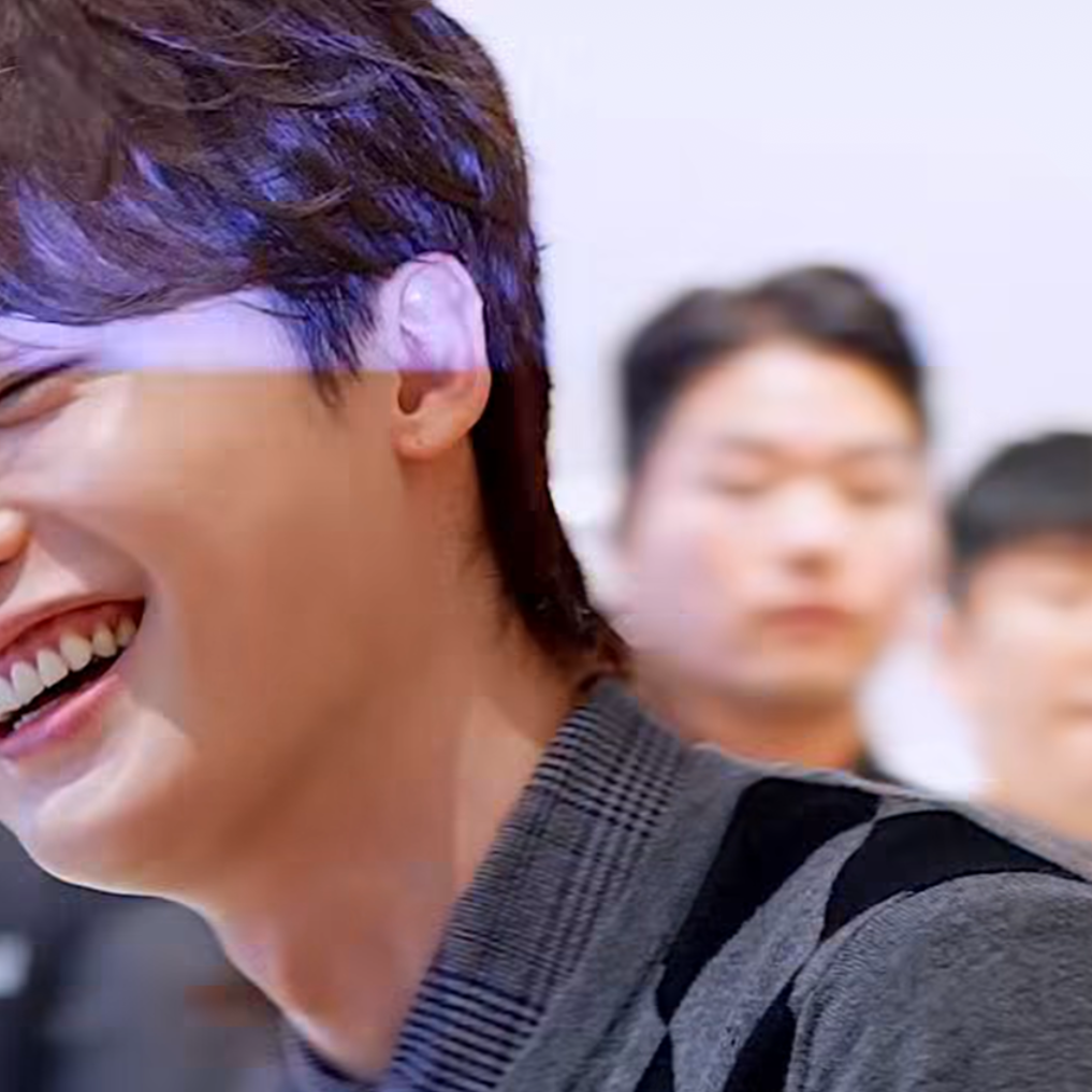 Recent activity shot of Lee Jongsuk