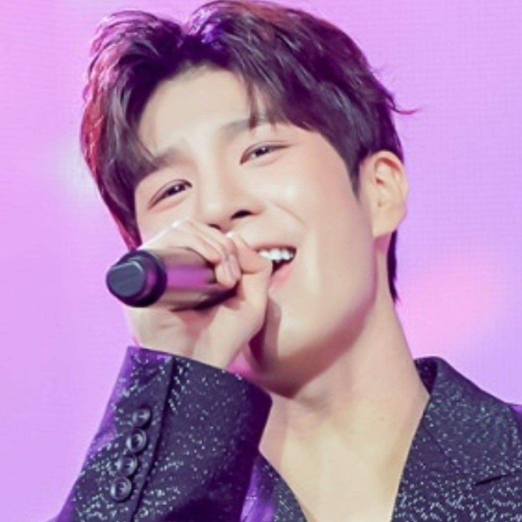 Recent activity shot of Jeong Dongwon