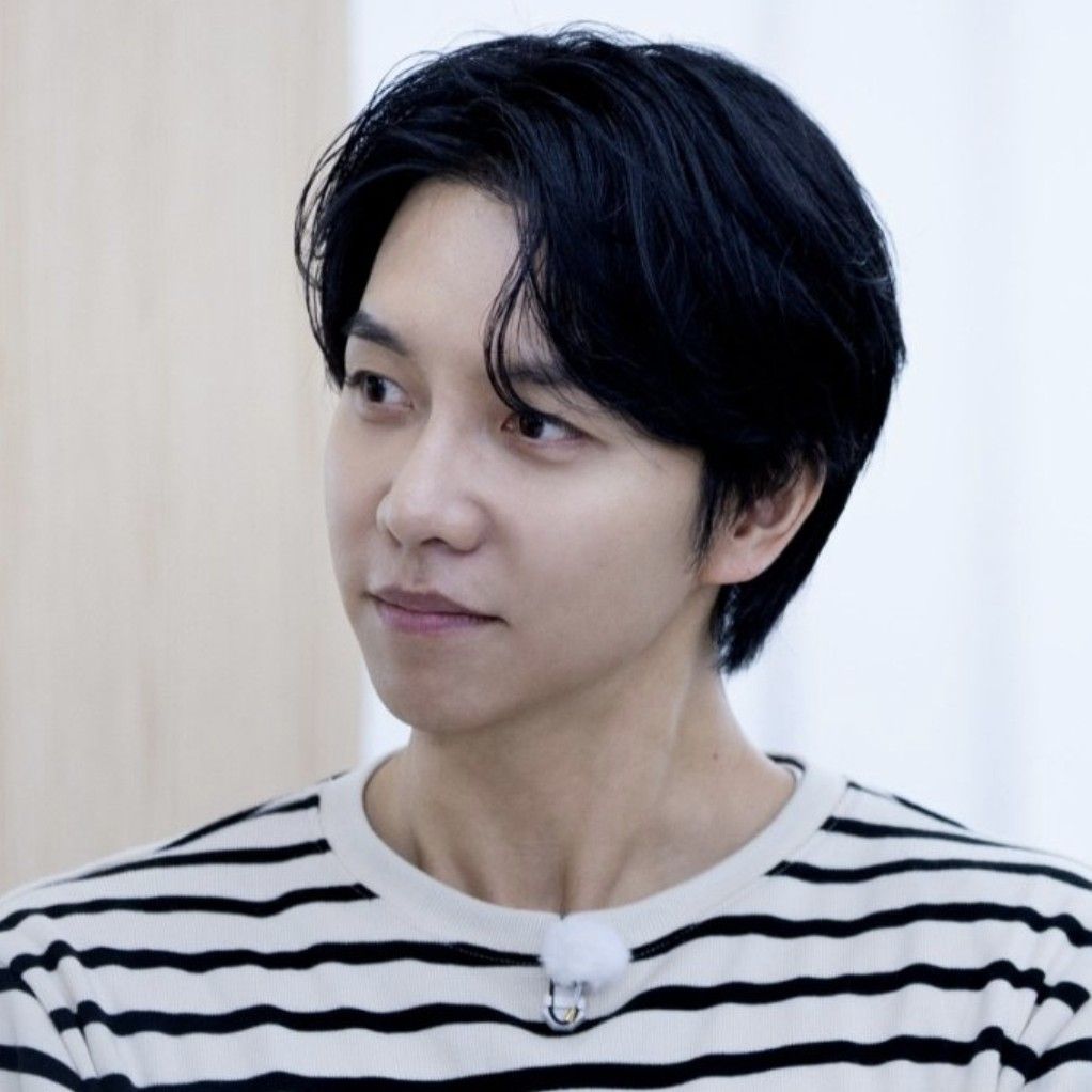 Momen yang diabadikan oleh penggemar Lee Seunggi
