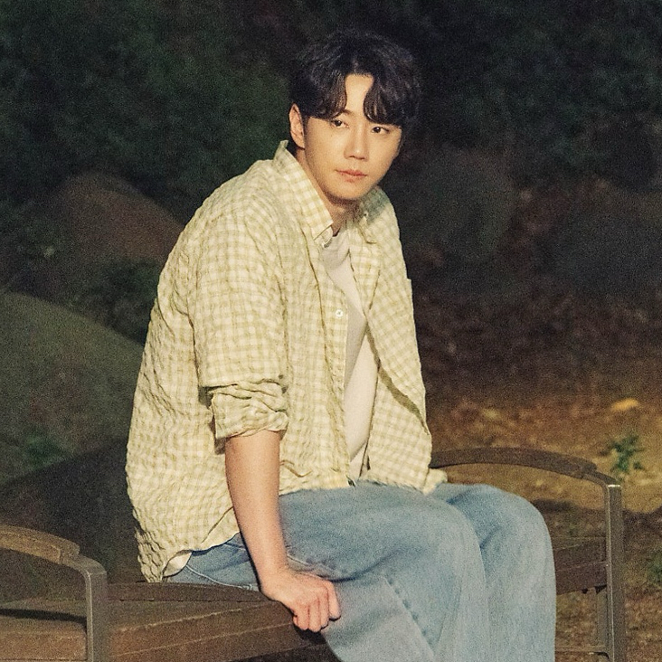 Recent activity shot of Lee Junyoung
