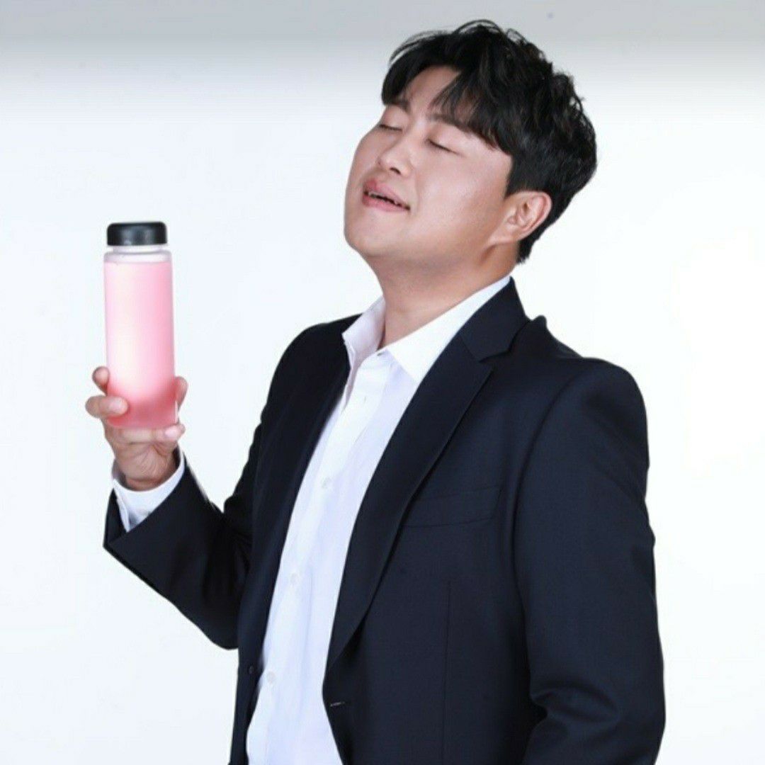 Recent activity shot of Kim Hojoong