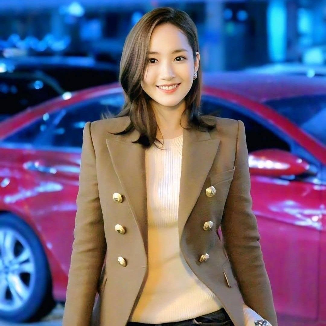 Latest photo of Park Minyoung