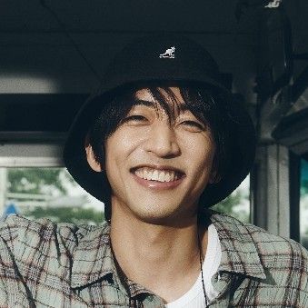 A moment captured by a fan of Lee Seungyoon