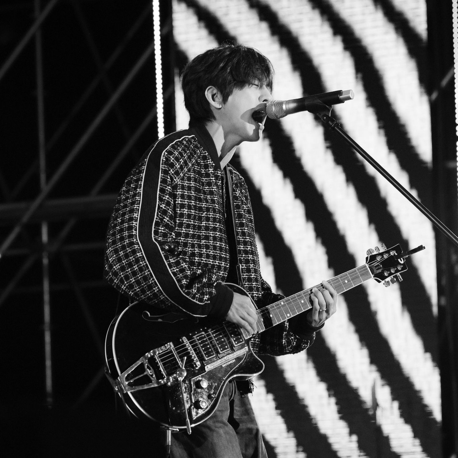 粉絲拍下的李承允瞬間