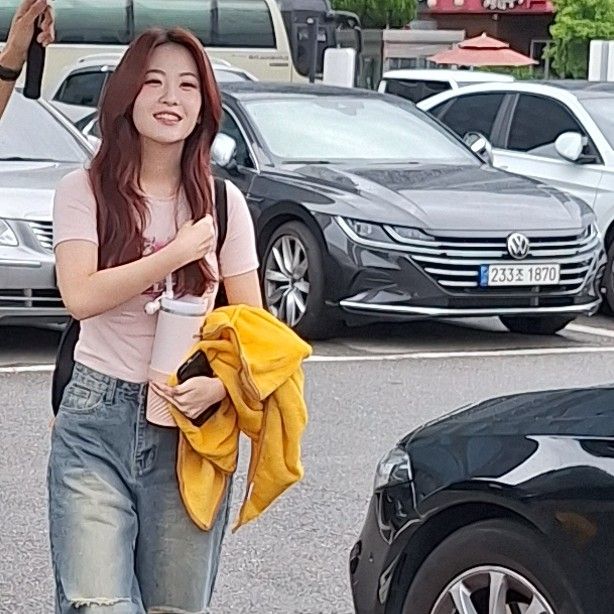 Recent activity shot of Oh Yujin