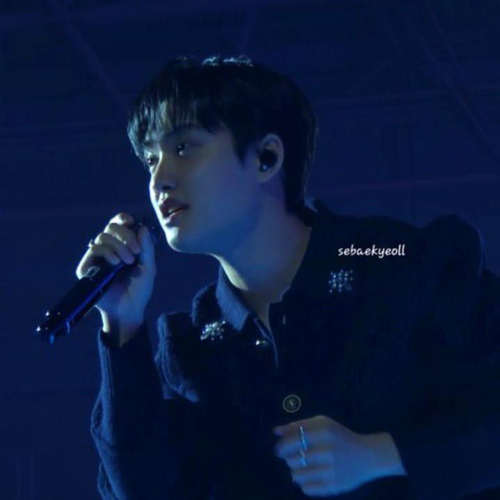 粉絲拍下的都暻秀 (D.O.)瞬間