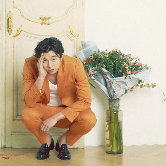 A moment captured by a fan of Gong Yoo