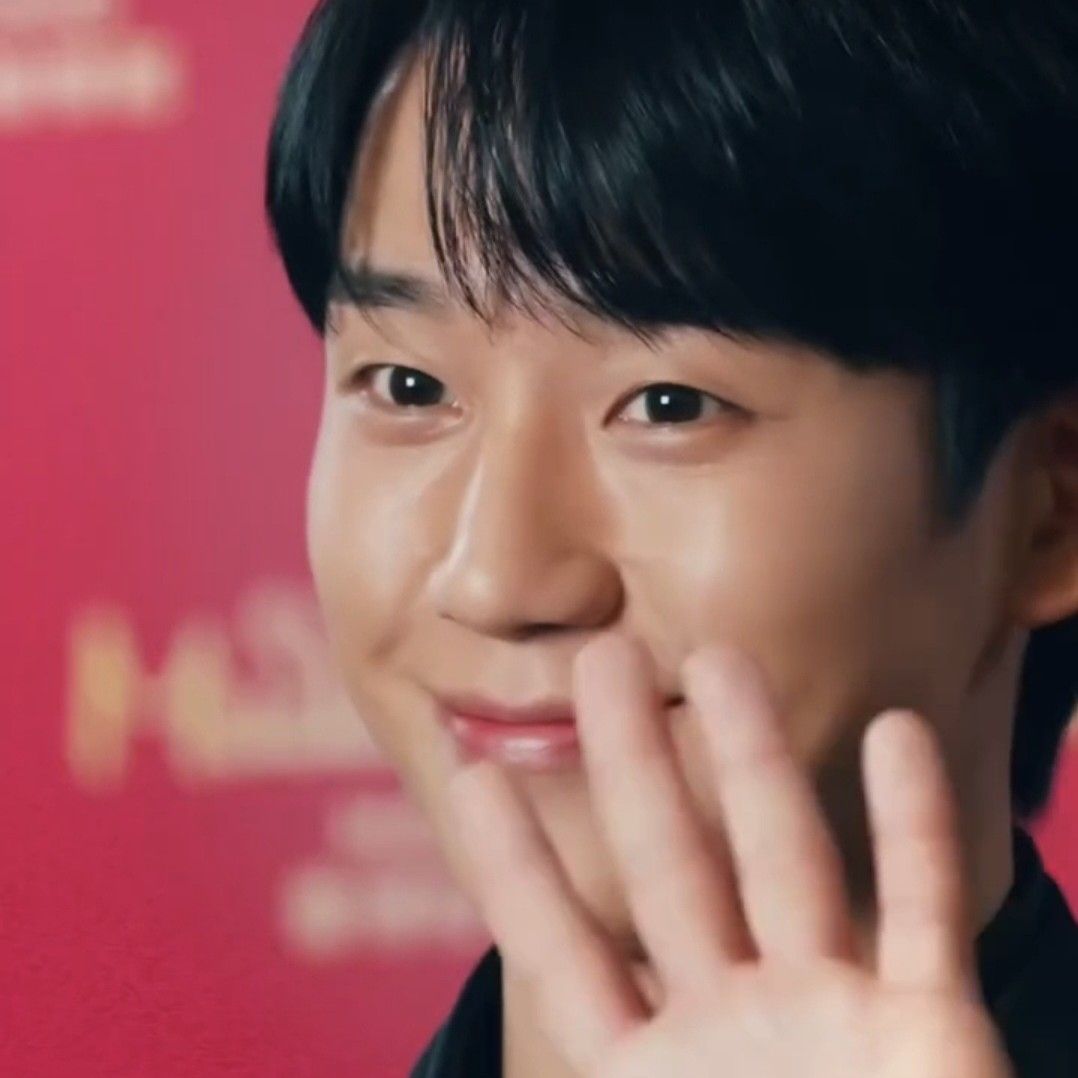 丁海寅的近期活動照