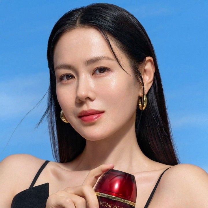 Behind-the-scenes cut of Son Yejin
