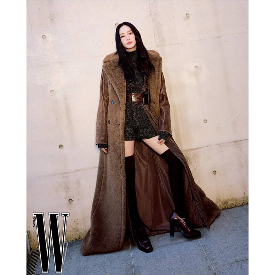 Behind-the-scenes cut of Kim Hyesoo