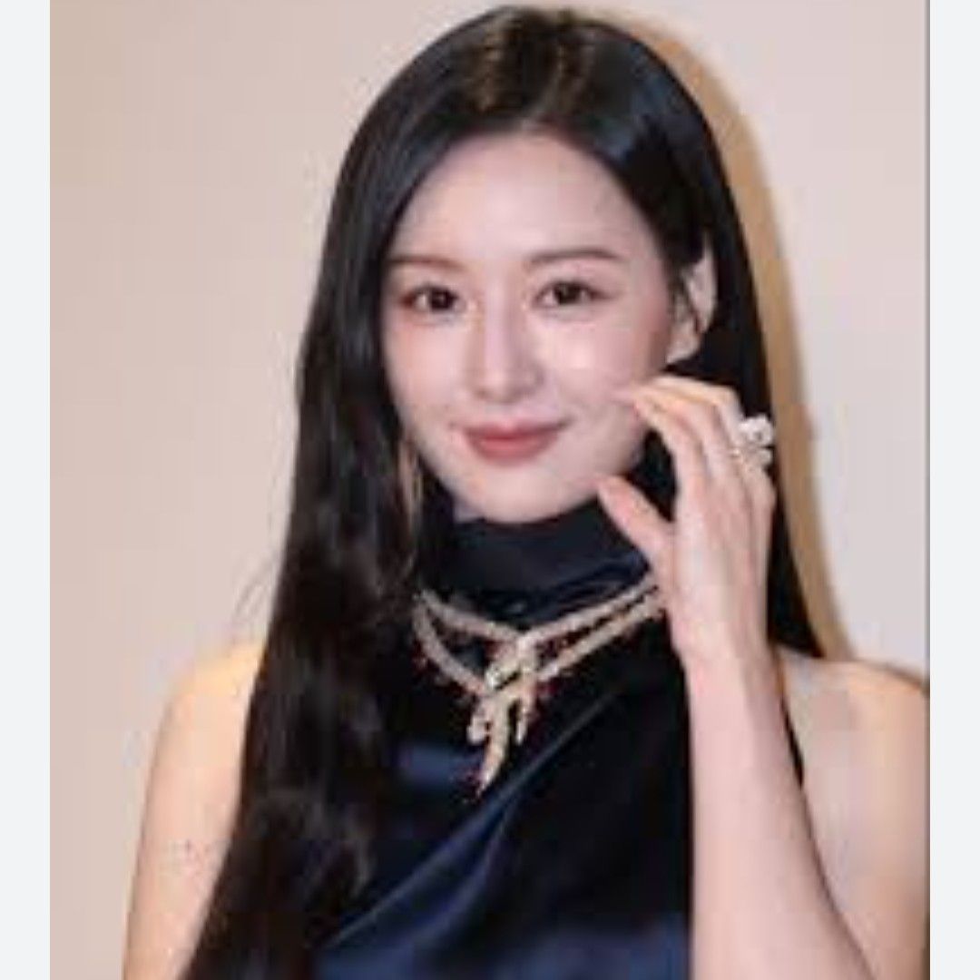 Recent activity shot of Kim Jiwon