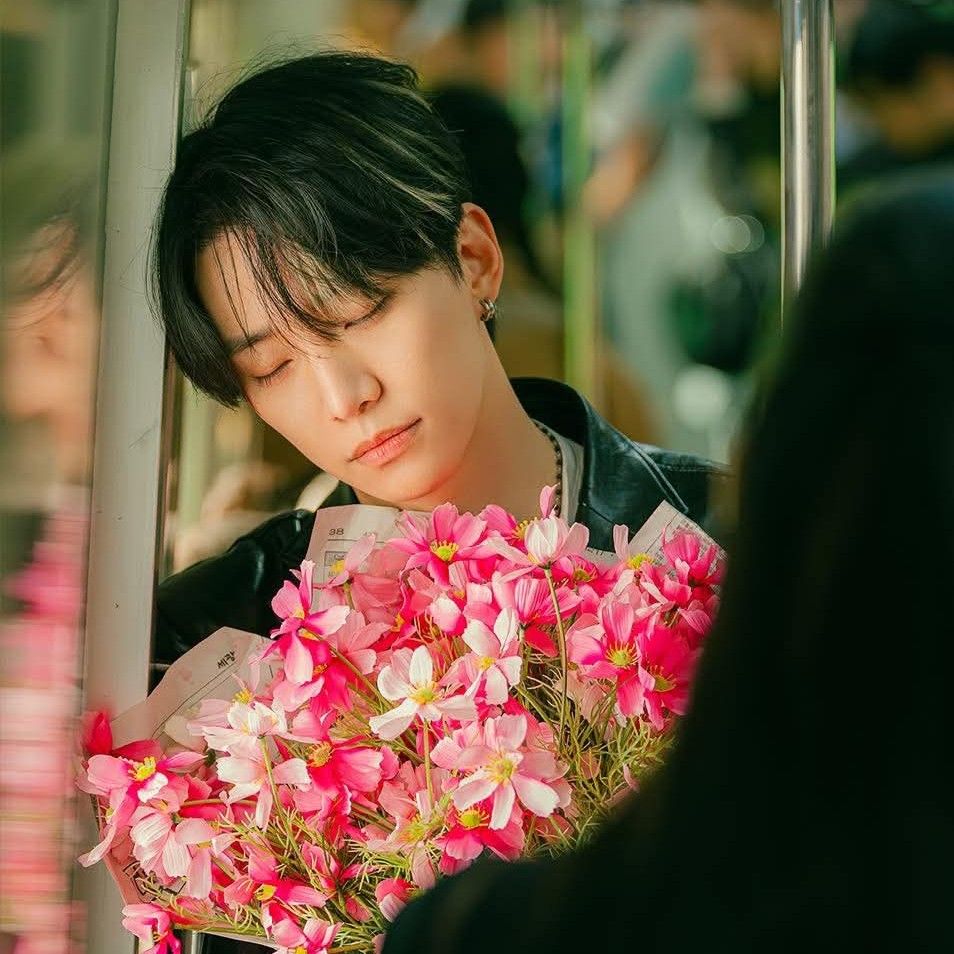 Foto kegiatan terbaru dari Lee Junho