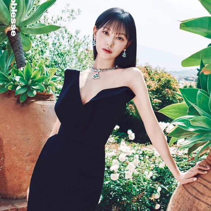 A moment captured by a fan of Kim Jiwon