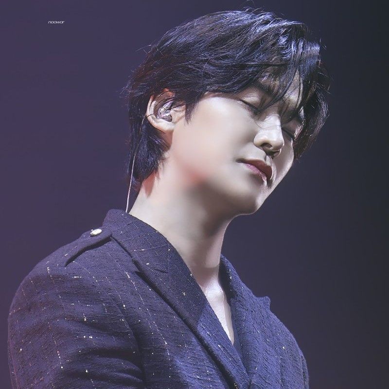 Behind-the-scenes cut of Rowoon