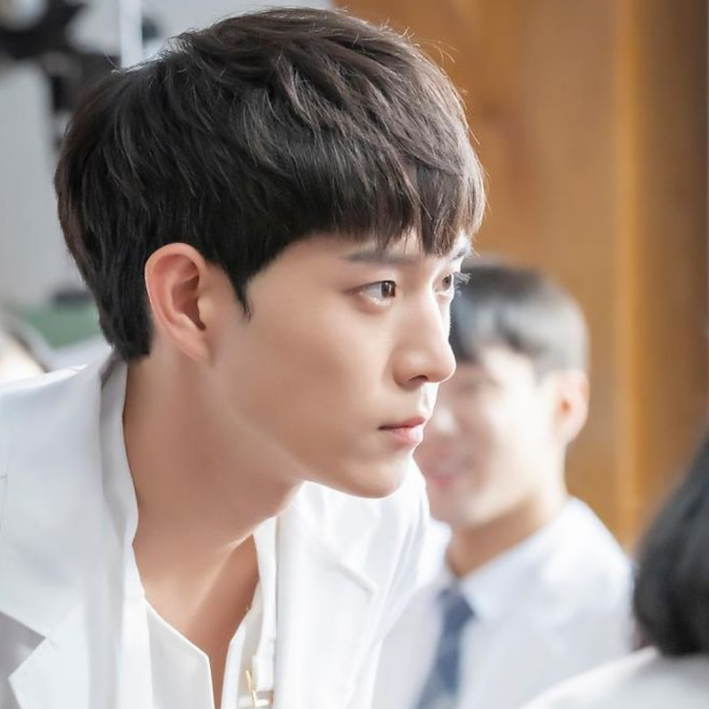 A moment captured by a fan of Kim Youngdae