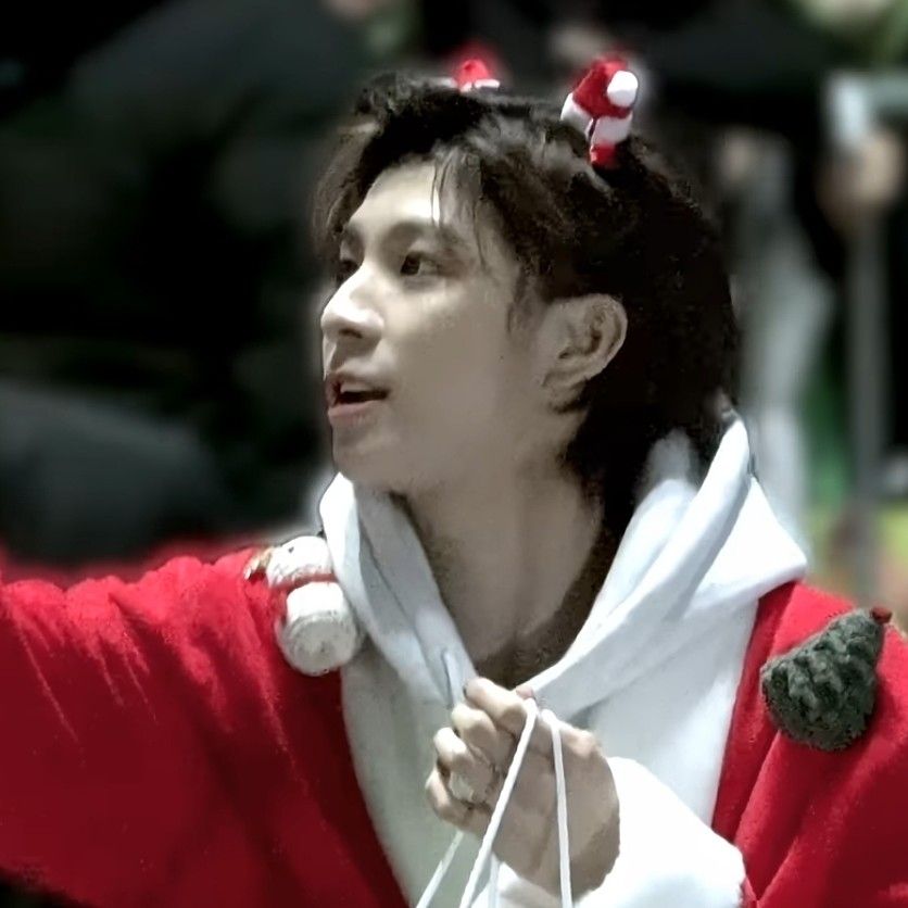 Cuplikan di balik layar dari Jeong Dongwon