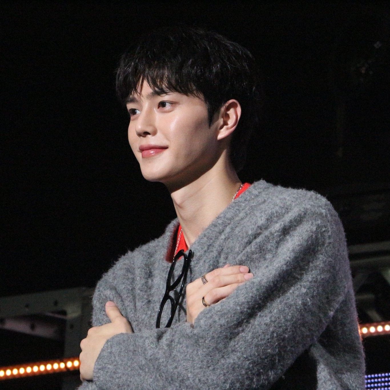 A moment captured by a fan of Song Kang