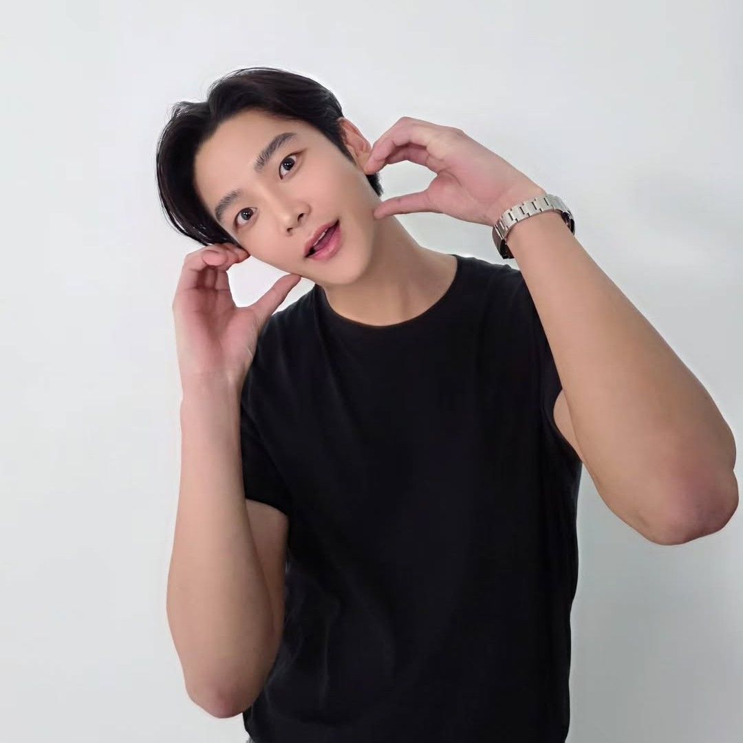 Latest photo of Rowoon
