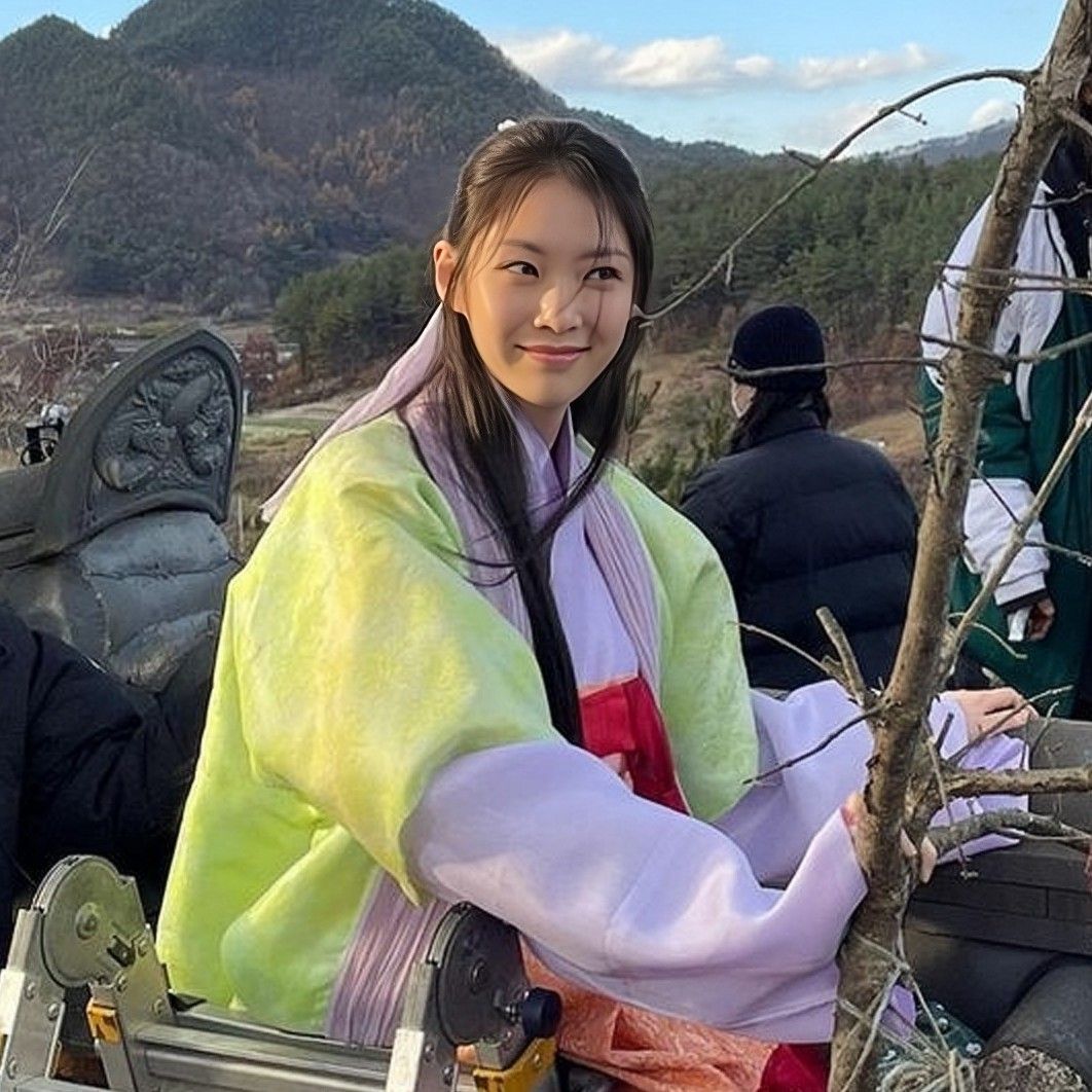 Recent activity shot of Gong Seungyeon