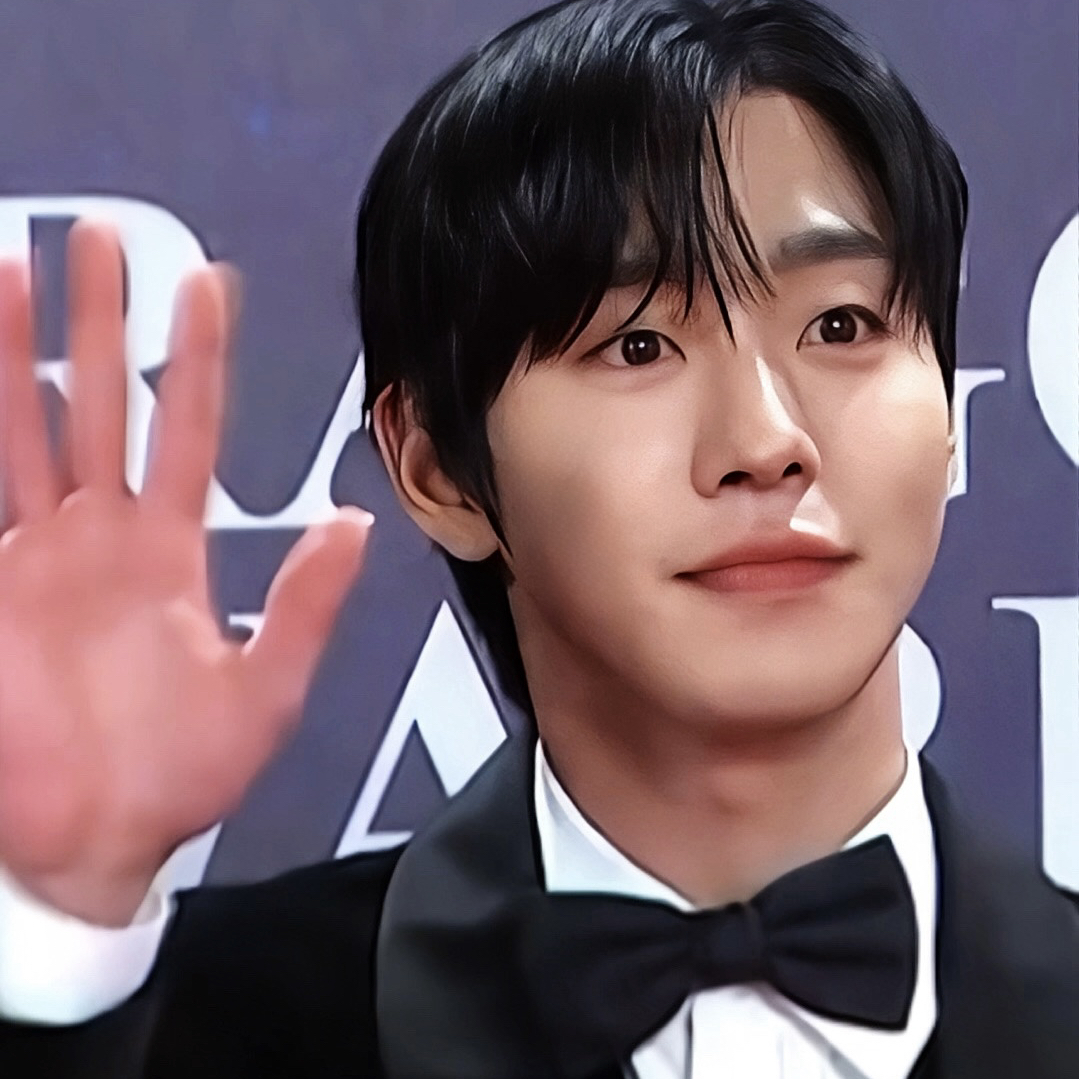 Latest photo of Ahn Hyoseop