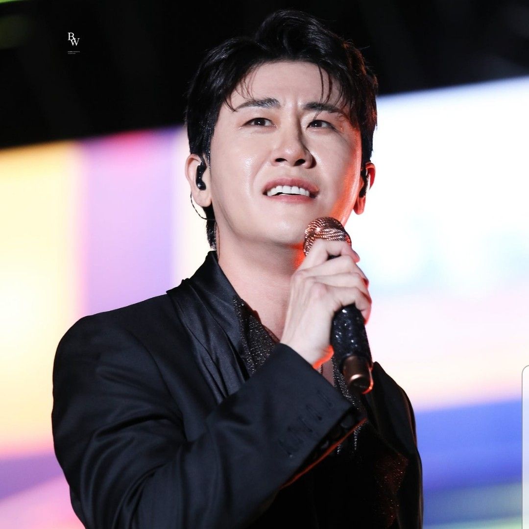 ヨンタクの最近の活動ショット