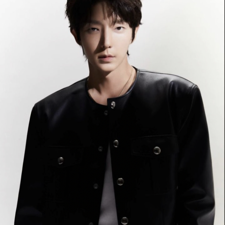 Foto kegiatan terbaru dari Lee Joongi