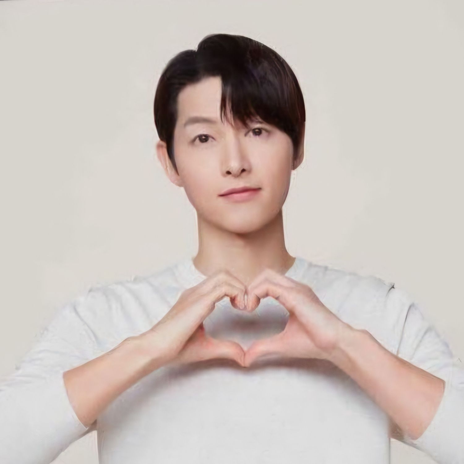 粉絲拍下的宋仲基瞬間