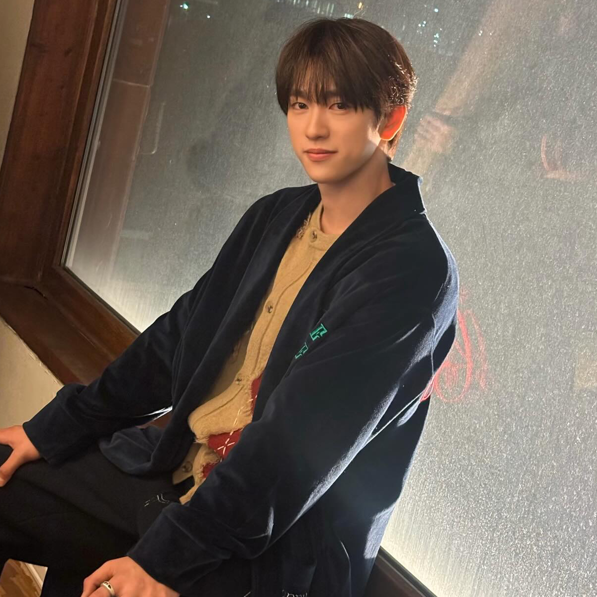 Foto kegiatan terbaru dari Park Jinyoung